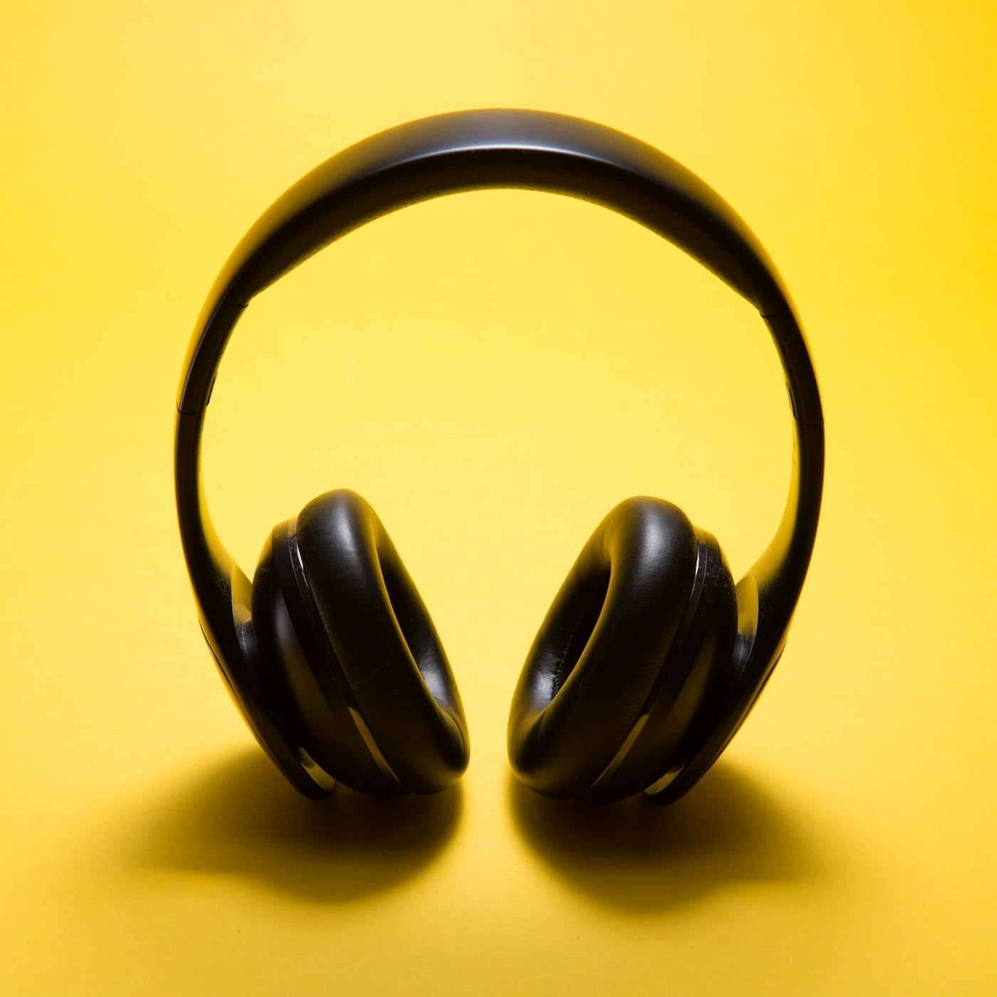 Q1 wireless headphones, front